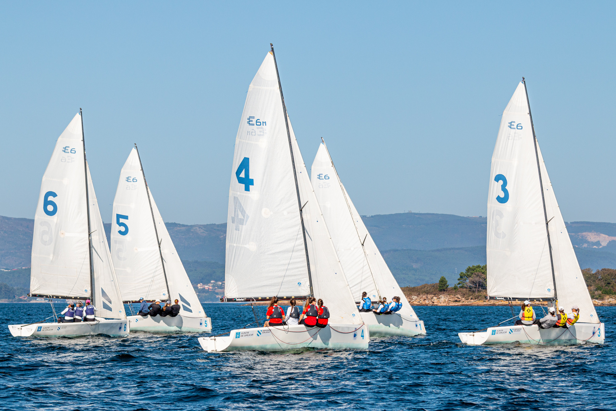 Imágenes de la flota durante la segunda jornada de regata. Fotos: Clara Giraldo