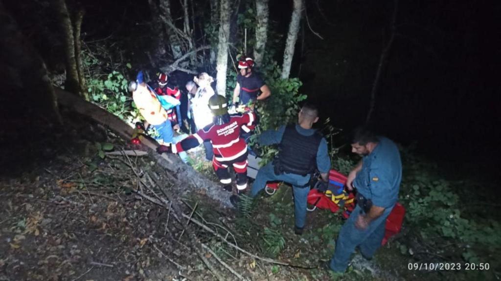 Rescatado un hombre en Noudelo (Lugo) tras quedar atrapado bajo las ramas de un árbol