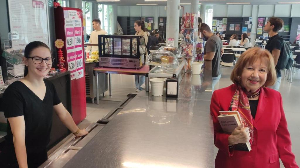 Finita, alumna del campus de Ferrol: La Universidad para mayores me ha supuesto volver a nacer