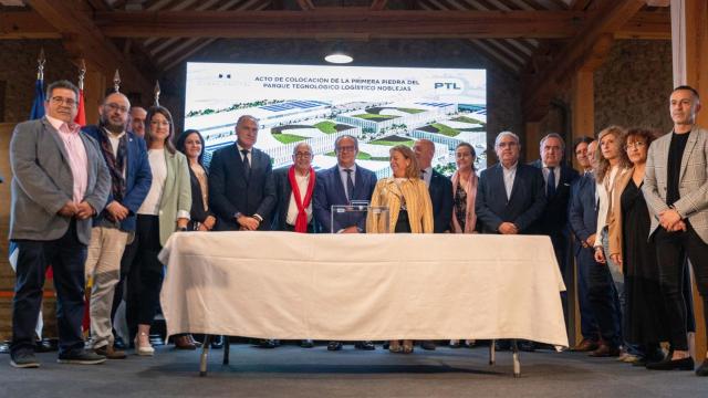 Colocación de la primera piedra del PTL-Noblejas. / Foto: Javier Longobardo.