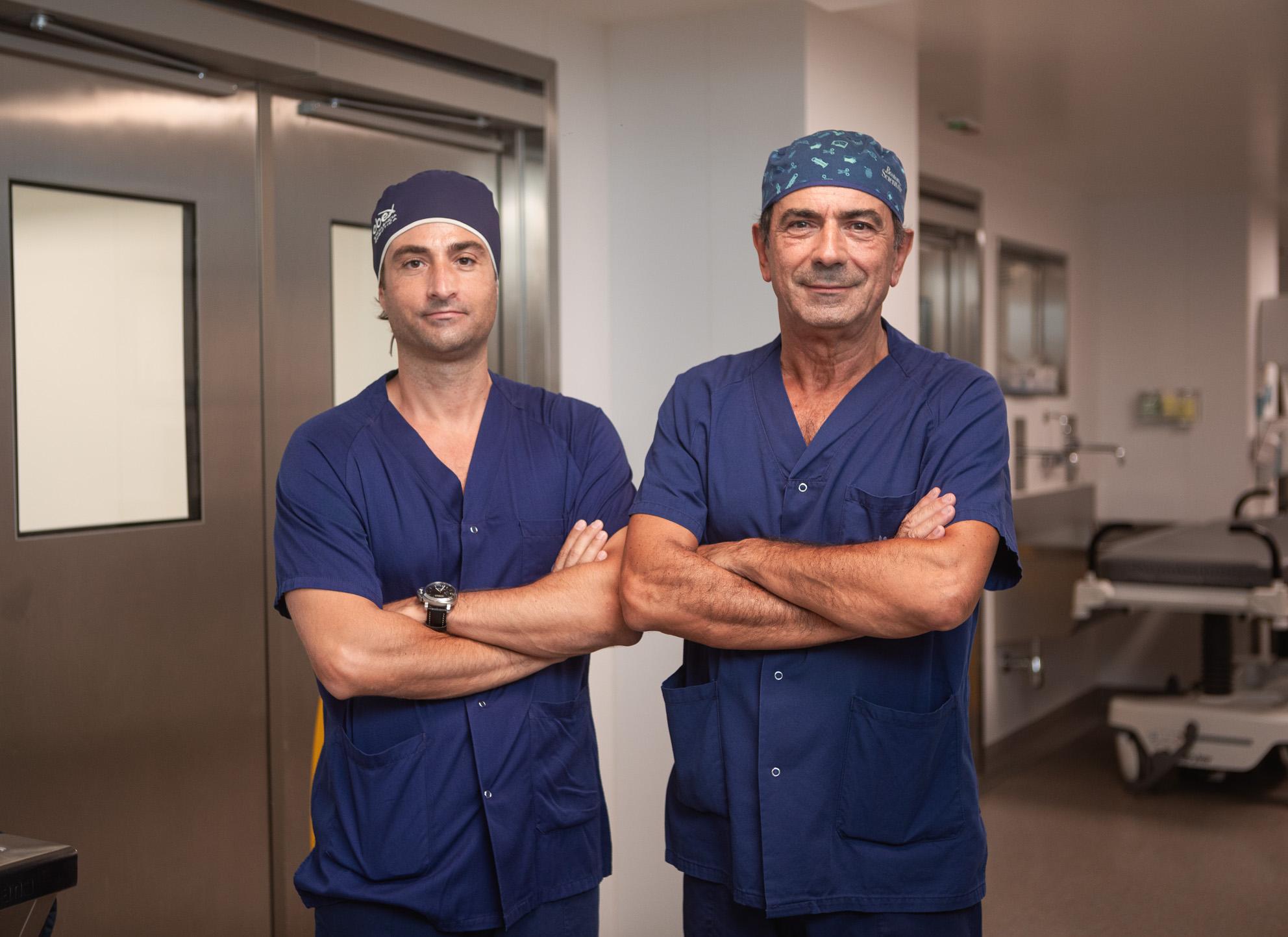 El doctor Darío Vázquez-Martul y el doctor Venancio Chantada (Cedida).