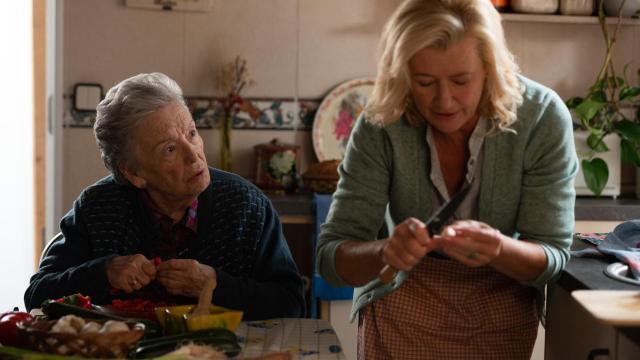 'Cuéntame cómo pasó' vuelve por la puerta grande a La 1: la mítica serie lidera con un 13,3%