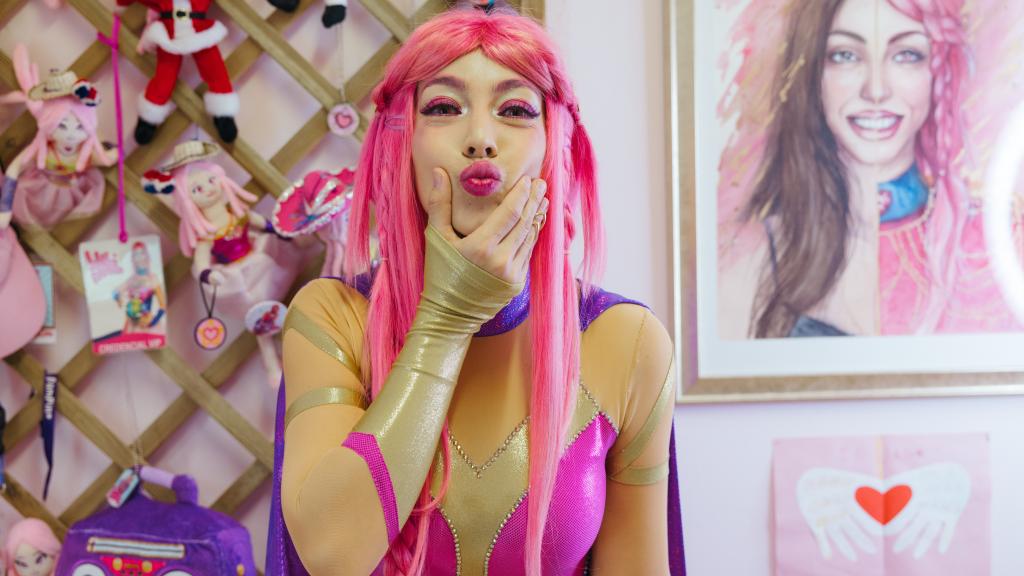 Lucía Pérez convirtiéndose en Luli Pampín