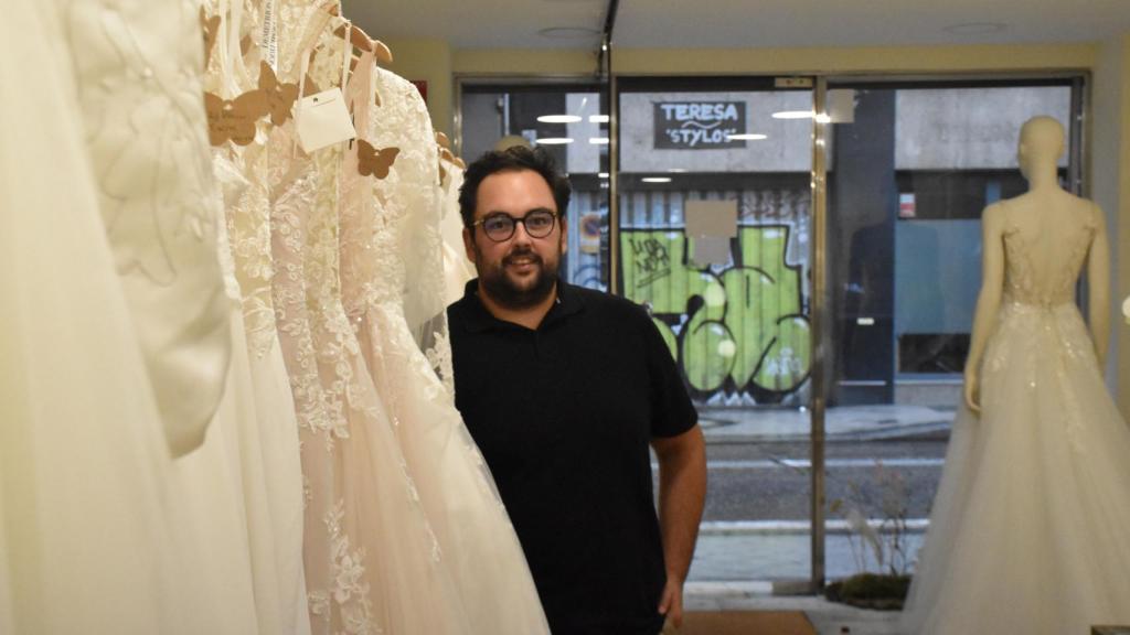 Alejandro Maíllo en su atelier recientemente abierto en Valladolid