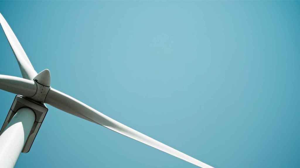Un aerogenerador de Endesa.
