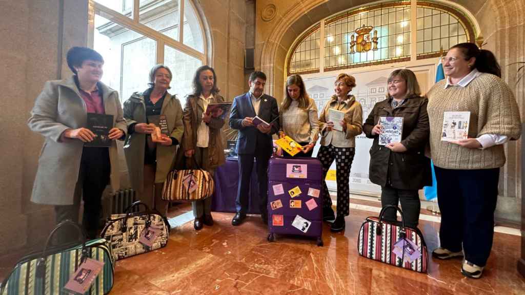 Presentación del nuevo recorrido de Mavi, la maleta viajera contra la violencia machista.