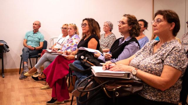 Una clase de música de la Universidad Permanente.