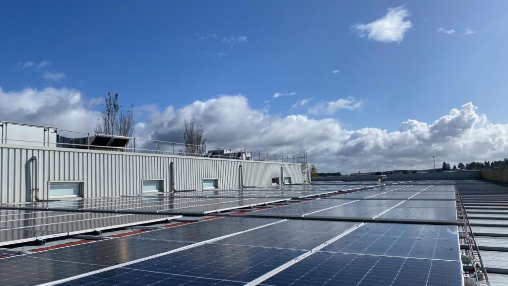 Placas solares A Vila da Auga