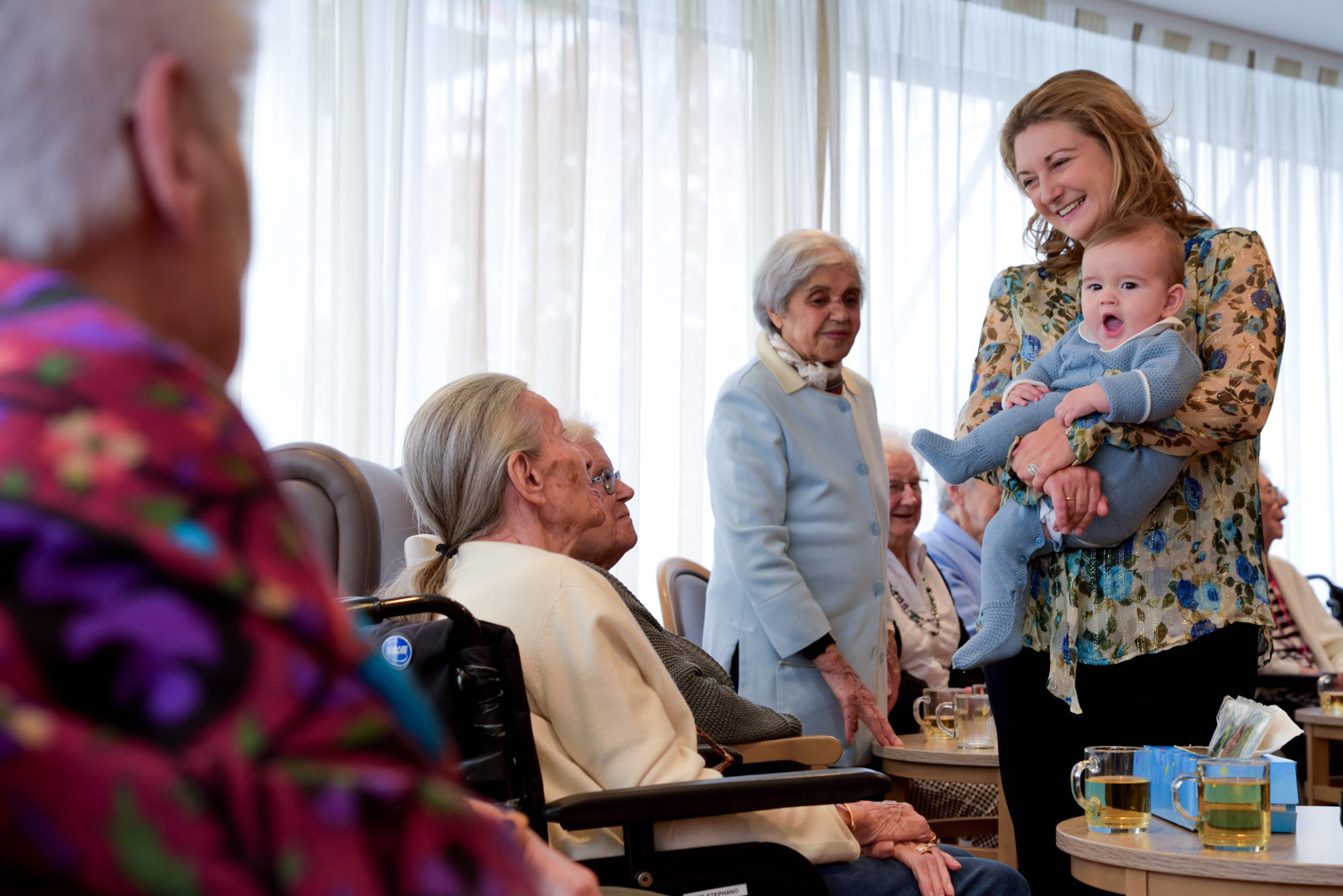 François de Luxemburgo y el pelele azul de Paz Rodríguez, firma viguesa.