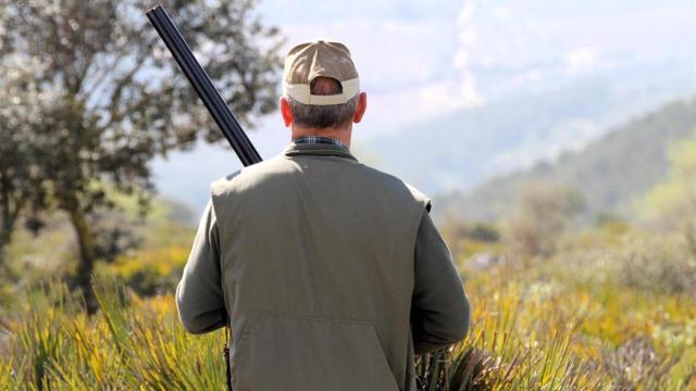 Imagen de archivo de un cazador.