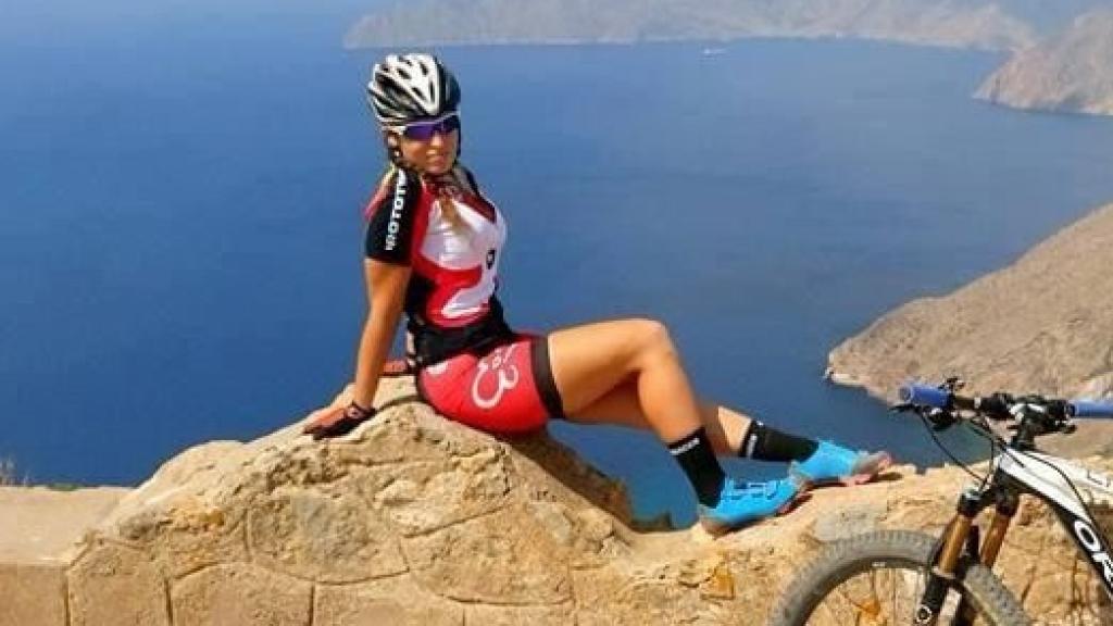 Cecilia Sopeña, profesora de Matemáticas y apasionada del ciclismo que ha aparcado su carrera docente por OnlyFans.