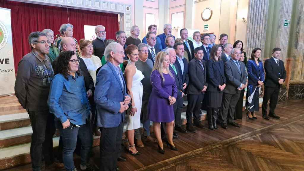 Acto de homenaje de la Confederación Galega deAsociacións Veciñais Rosalía de Castro (CoGaVe).