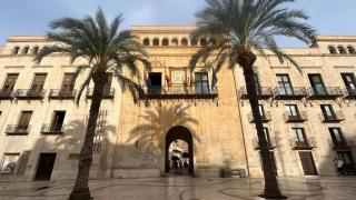 El Ayuntamiento de Elche crea una red segura y se recupera cinco días después del ciberataque