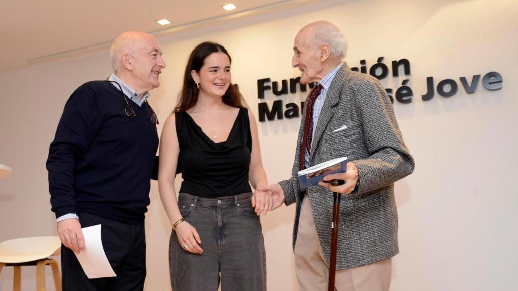 Xosé Ramón Gayoso junto a los protagonistas de la nueva edición.