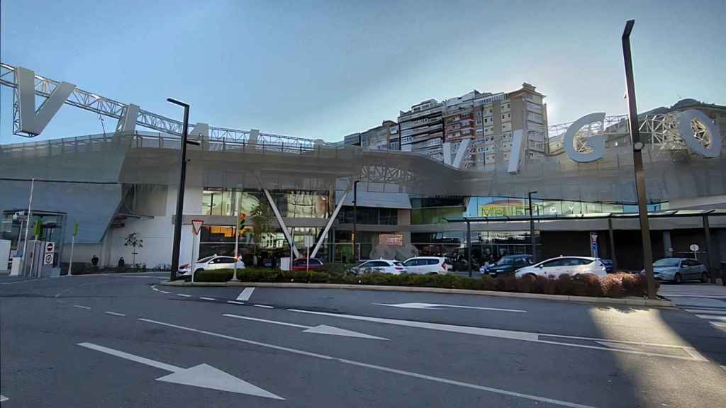 Fachada de Vialia Vigo, en Plaza de la Estación.