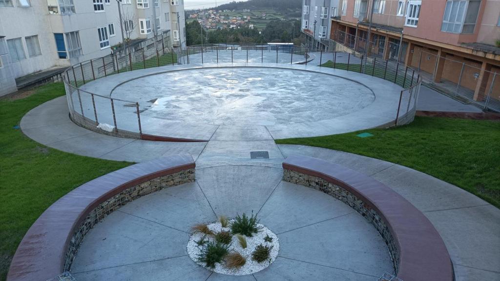 La nueva plaza de Sol y Mar en Arteixo.