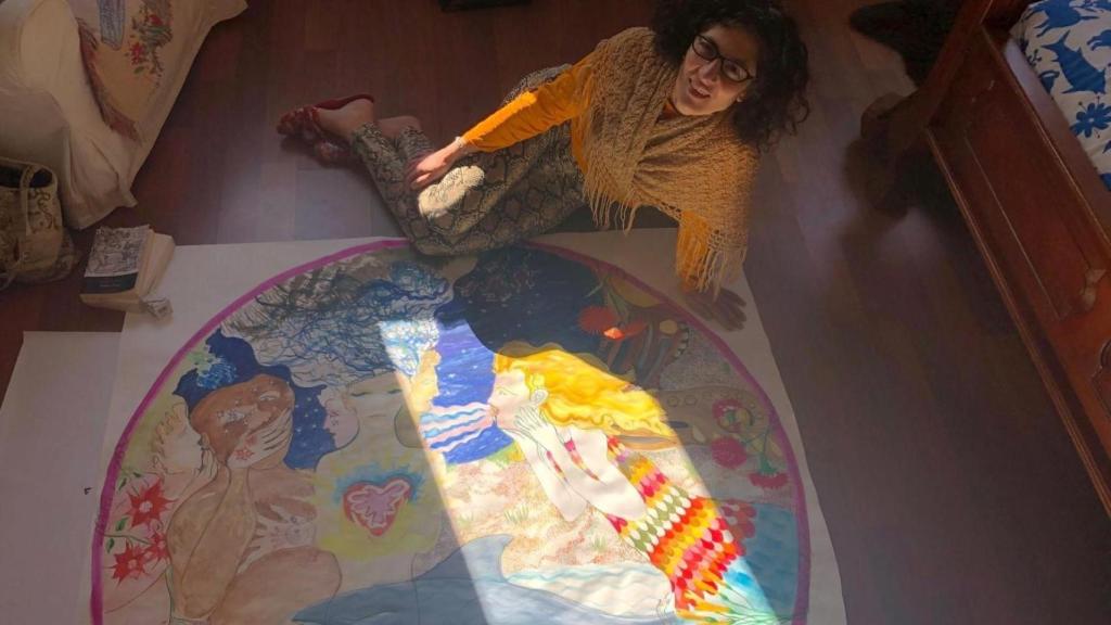 El 120 de la calle Real de Ferrol reabre hoy por la pintura de una artista de Cedeira (A Coruña)