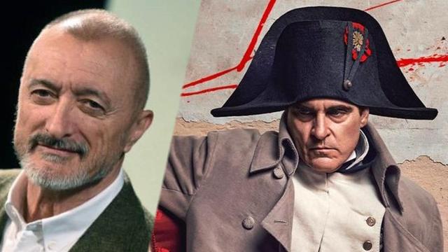 Arturo Pérez-Reverte (i) y Joaquín Phoenix caracterizado como Napoleón en la película de Ridley Scott (d).