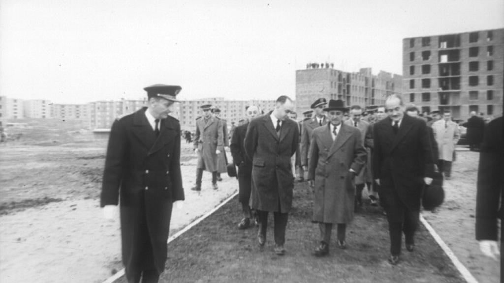 Franco, durante las visitas a una obra.