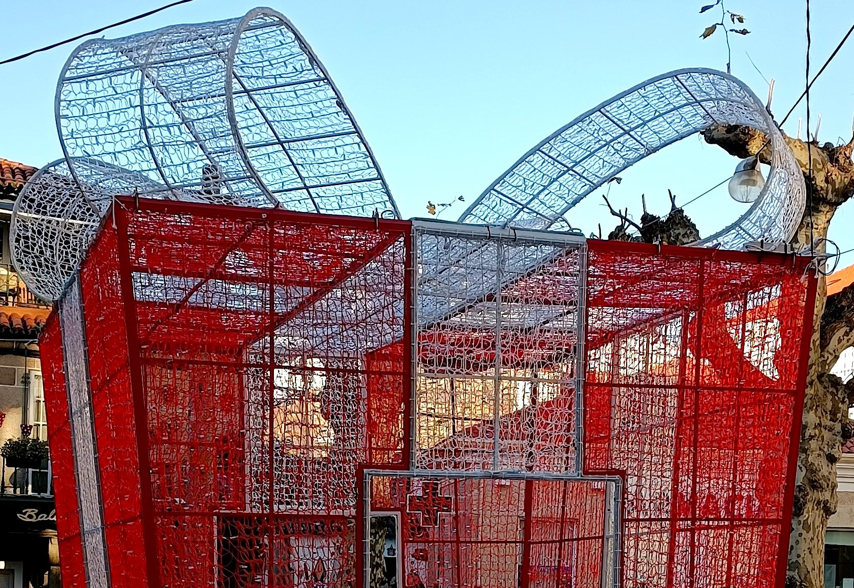 Uno de los adornos navideños de este 2023 en O Grove. Foto: Concello O Grove