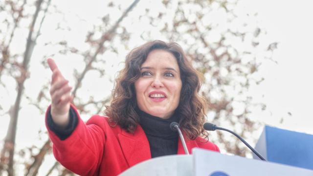 Ayuso interviene en el acto del PP en defensa de la democracia que se ha celebrado en el templo de Debod
