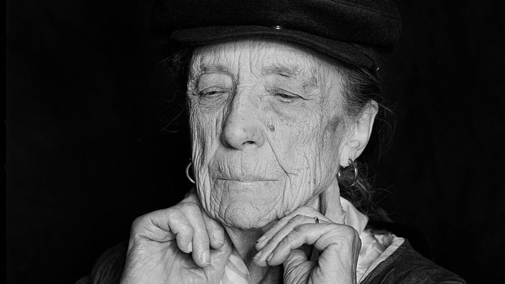 Louise Bourgeois retratada por Oliver Mark