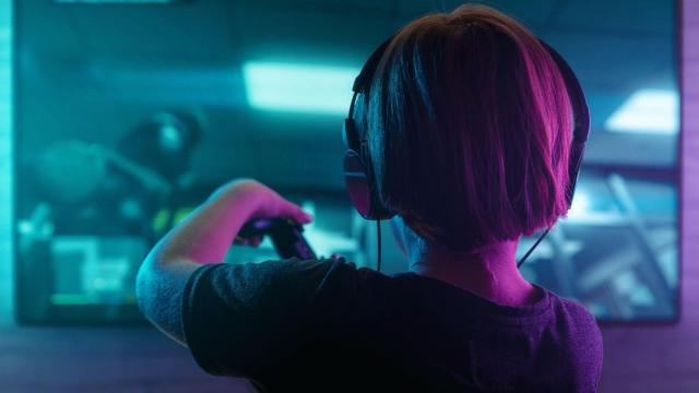 ‘Acompañar no reto de educar’ aborda hoy en  Fene (A Coruña) la adicción a los videojuegos