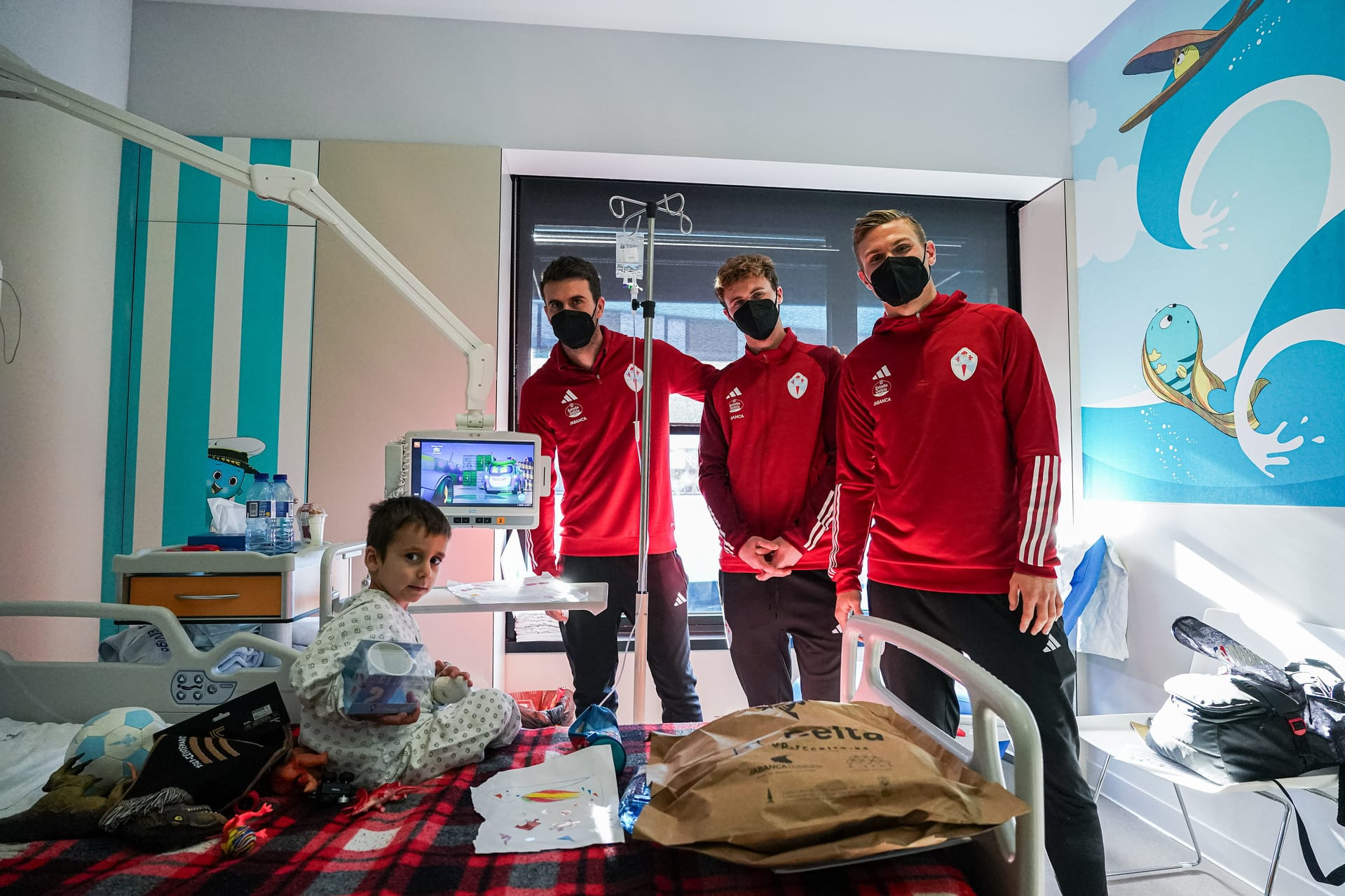 Fotografías de la visita de este miércoles al hospital Álvaro Cunqueiro.