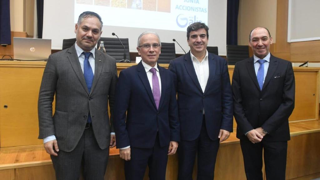 Punta Langosteira opera más del 60% de los cereales importados en el Puerto de A Coruña