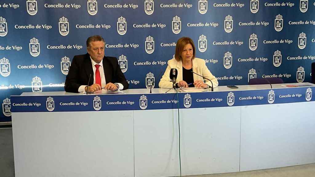 Venancio Salcines y Elena Espinosa durante la presentación del programa.