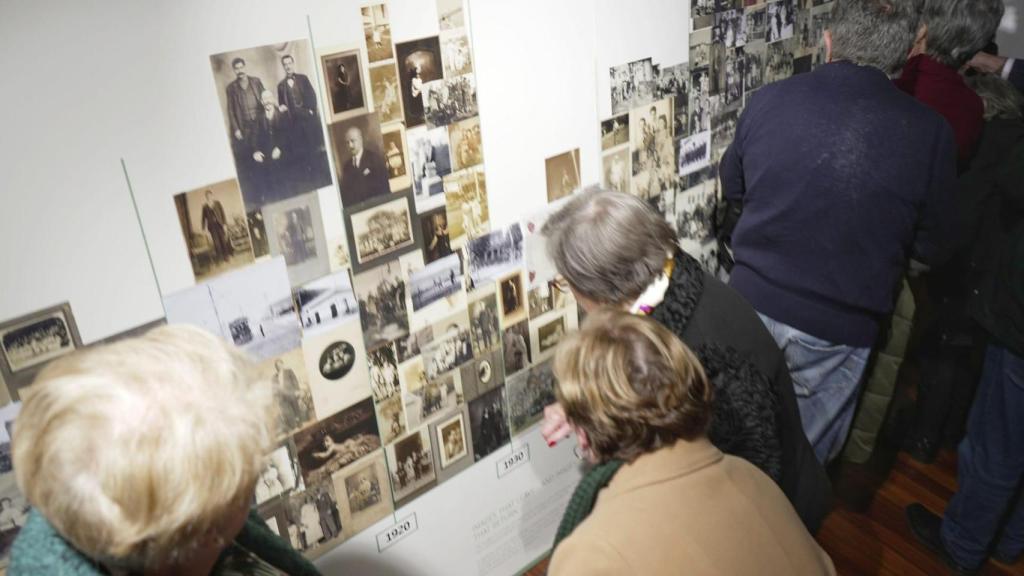 Miño (A Coruña) inaugura la exposición ‘Miñenses en Uruguai. Homenaxe a Antón Crestar’