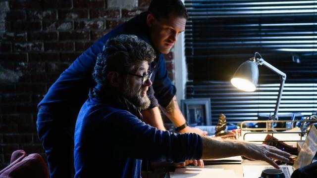 Tom Hardy y el director Andy Serkis en la segunda parte de 'Venom'.