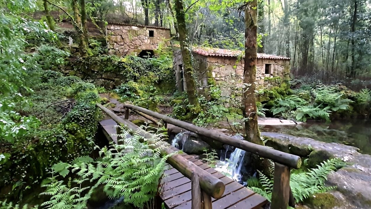 Ruta por el Río Tripes en Tui. Foto: Google Earth