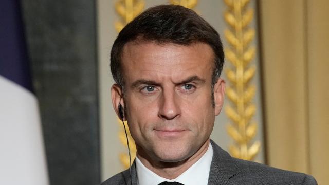 Emmanuel Macron durante su encuentro con el presidente de la República Checa
