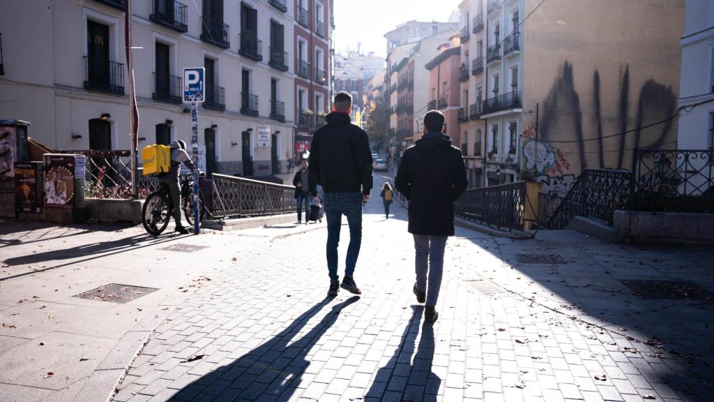 Javi y Álex patrullando por Ópera.