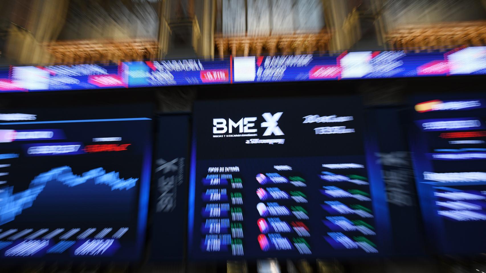 Un panel del Ibex 35, en el Palacio de la Bolsa.