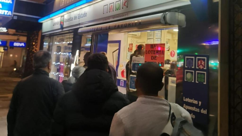 Colas en La Favorita