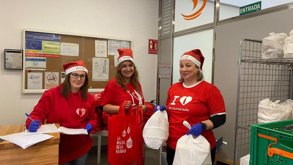 Voluntarias que han participado en el reparto de comidas