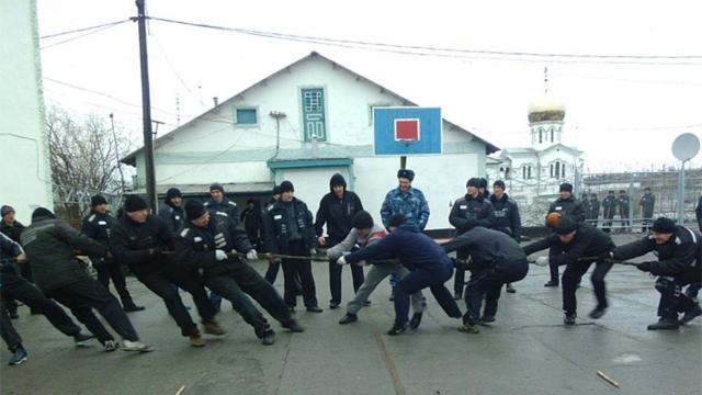 Presos de 'Polar Wolf Prison' o IK-3.