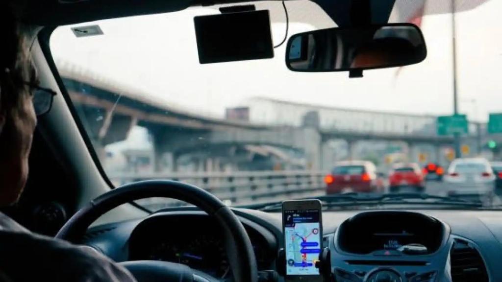 Un conductor de un VTC en imagen de archivo.