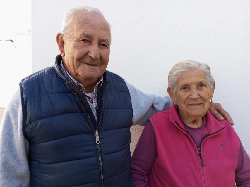 Juan Mendoza junto a su mujer Paula, tíos de Carlos Cuerpo.