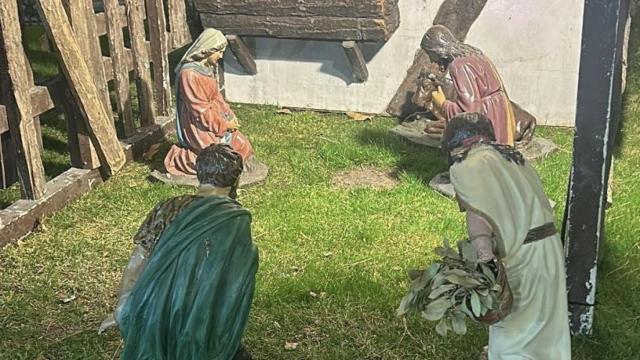 El belén incompleto de la Plaza de la Hispanidad de Cuenca.