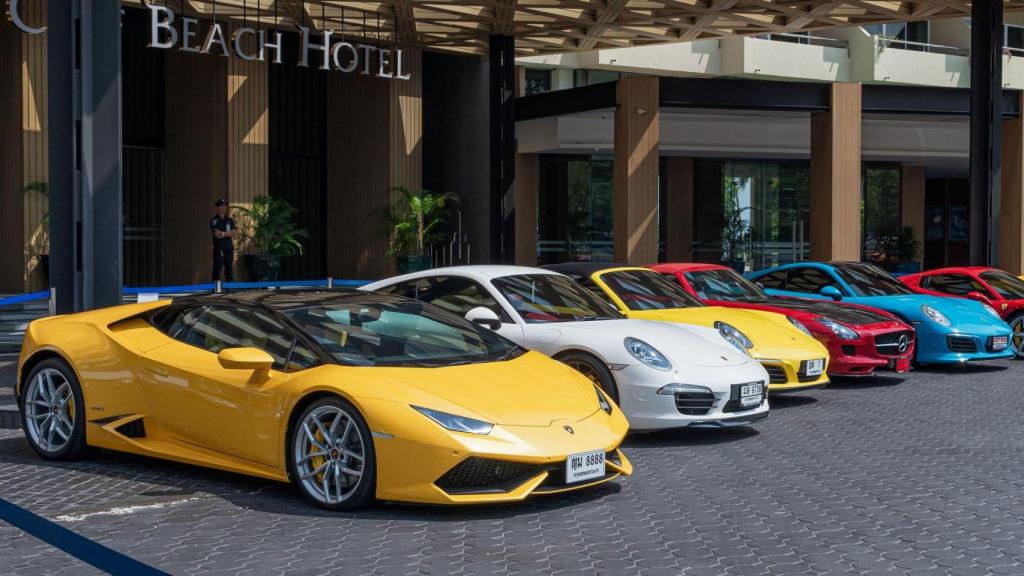 ¿Cuántos Ferrari, Lamborghini y Porsche se venden al año en A Coruña?