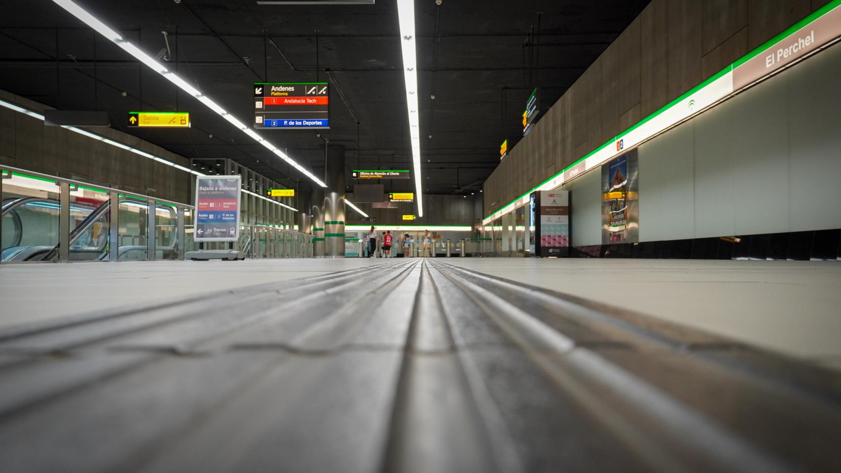 Interior de una de las estaciones del Metro de Málaga.