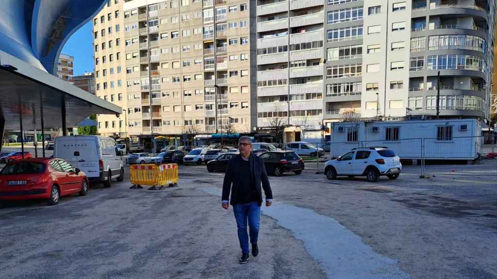 Miguel Martín, del PP de Vigo, en el entorno de Balaídos.