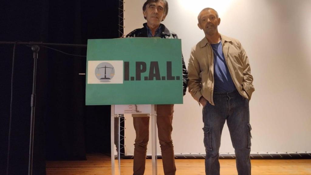 Miembros de Izquierda por Almería.