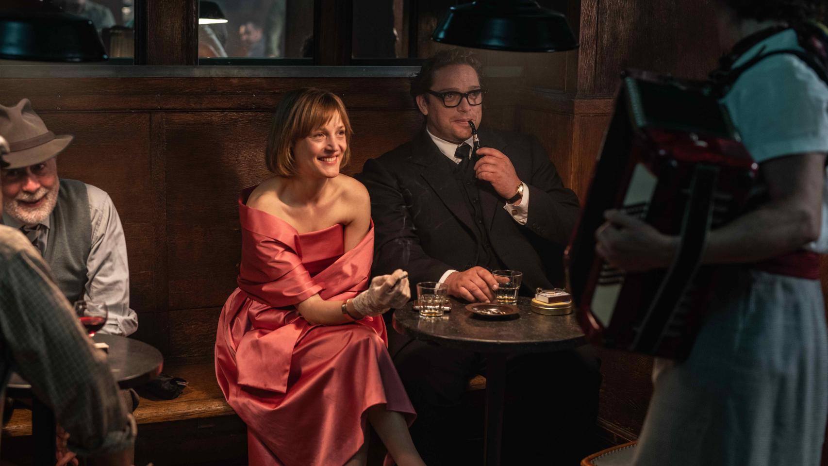 Vicky Krieps y Ronald Zehrfeld protagonizan 'Viaje hacia el desierto'