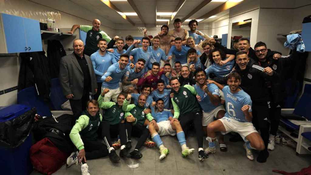 El Celta celebrando el pase a cuartos de final de la Copa del Rey en Mestalla.