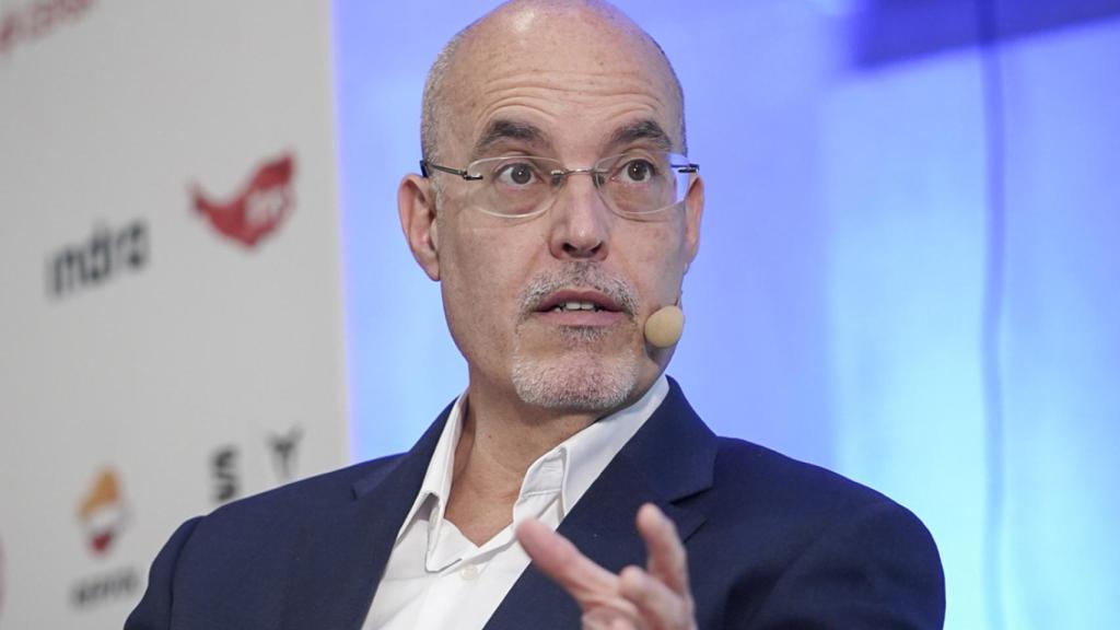 Arturo Pérez de Lucia, director general de AEDIVE en el Simposio del Observatorio de la Movilidad y las Ciudades de EL ESPAÑOL.