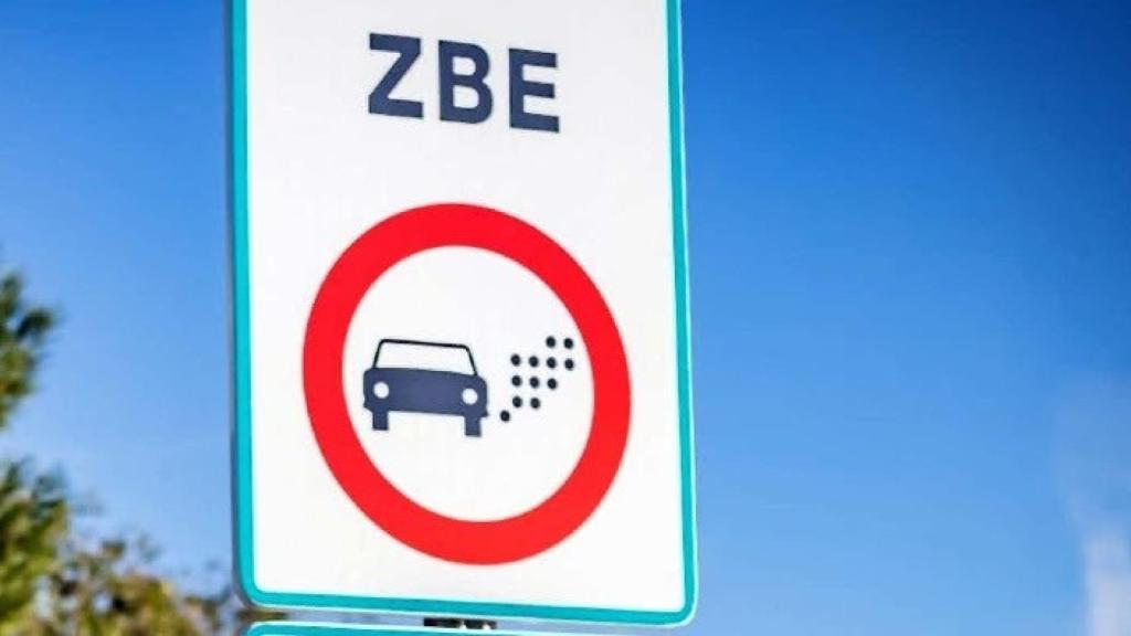 Imagen de archivo de una señal de Zona de Bajas Emisiones.
